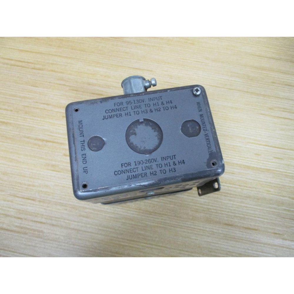 Sola 23-22-112 Constant Voltage Transformer 2322112 - Used