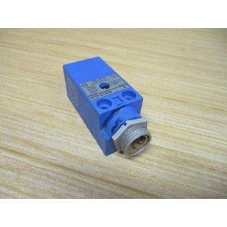 Allen Bradley 871P-C13CRL Proximity Switch 971PC13CRL - Used