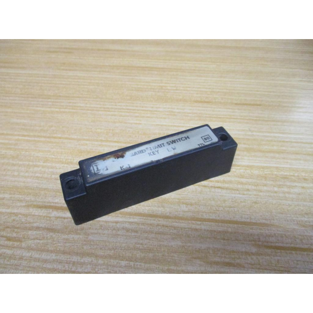 Square D K-1 Limit Switch Key K1 - Used
