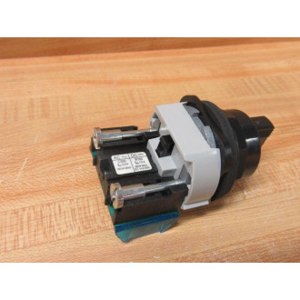 Allen Bradley 800H-JR4AV 3-Pos Selector Switch W800T-XAV - New No Box