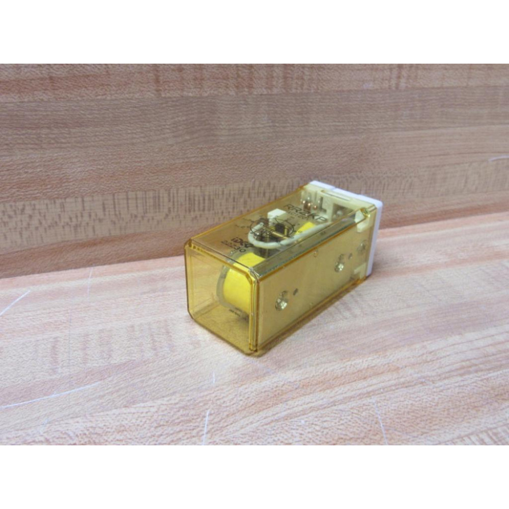 IDEC RR2KP-AC120V Relay RR2KPAC120V - New No Box