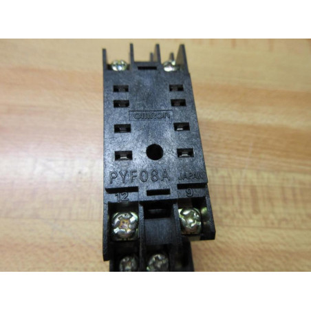 Socket Relay Pyf08a Omron PYF08A Relay Socket PYFO8A (Pack of 4) - Used