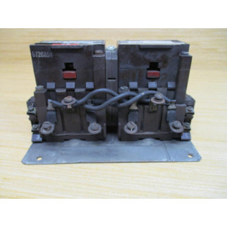 Cutler Hammer A51CNO Reversing Contactor A51CN0 A50CG0 W Bracket - Used