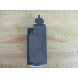 Schmersal ZR236-11-Z-M20 Limit Switch ZR23611ZM20 - New No Box