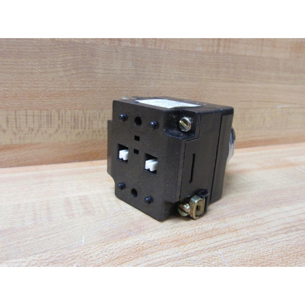 General Electric CR104PST34G11S2 3-Pos. Switch GE - New No Box