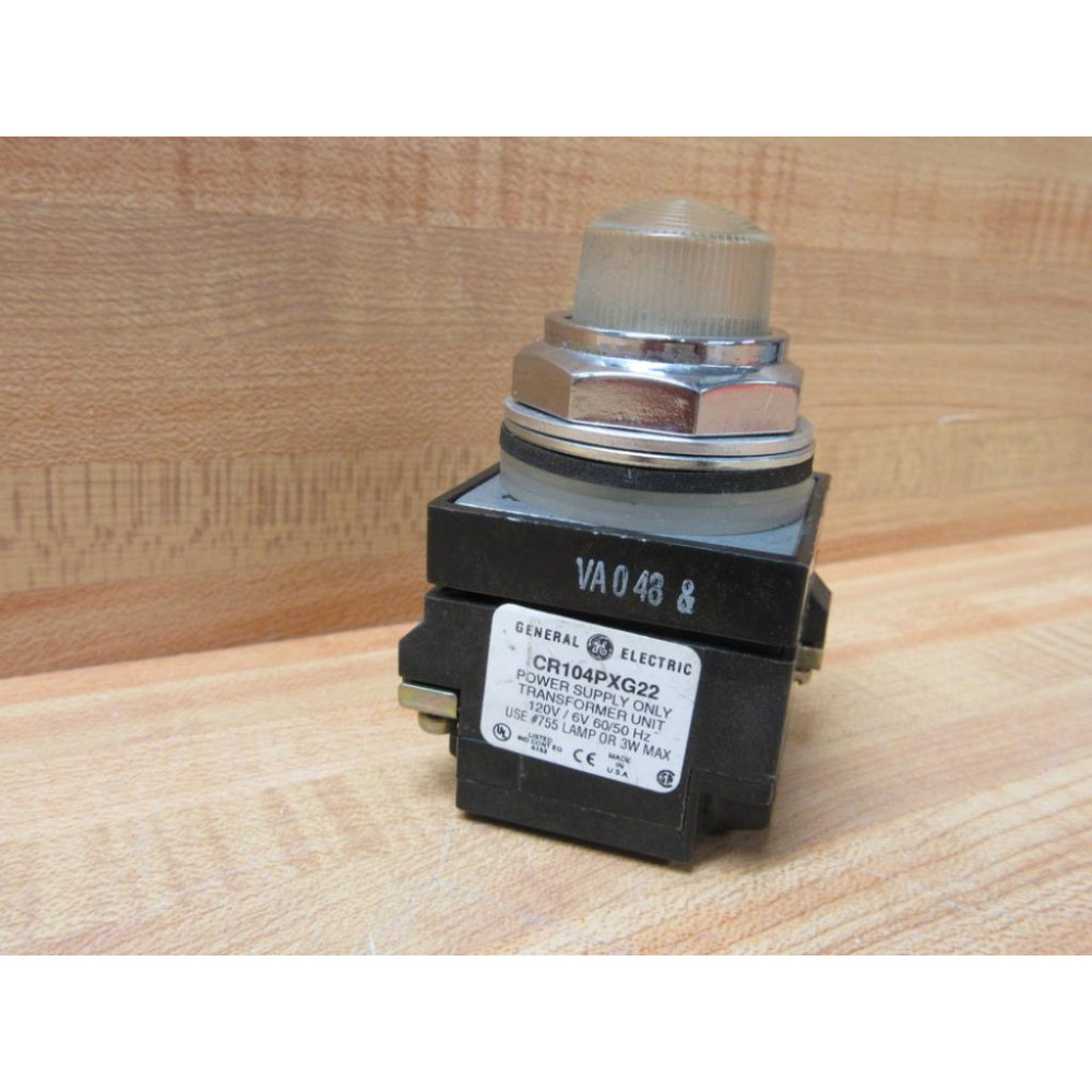 General Electric CR104PLT32C Push To Test Switch GE - Used