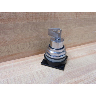 General Electric CR104PBK00A1K Keyed Switch GE - New No Box