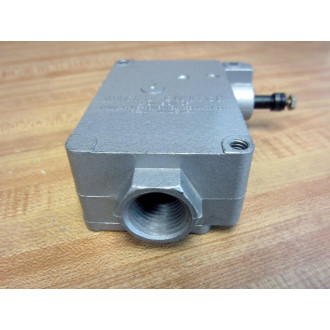 Micro Switch 1PD1 Adjustable Pulse Switch - New No Box