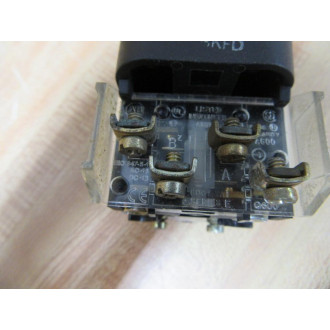 Allen Bradley 800T-FXP16XA1 Amber Switch W800T-XA1 - Used