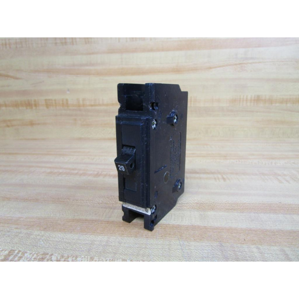 Cutler Hammer QC1020 20A Circuit Breaker M-1640 - Used
