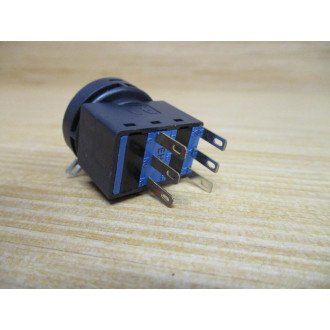 IDEC LW-C10 Lamp Holder LWC10 - New No Box