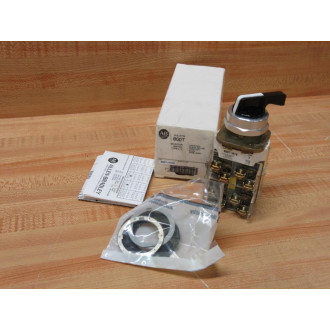 Allen Bradley 800T-H18C 2-Pos Selector Switch 800TH18C W(4) 800T-XA