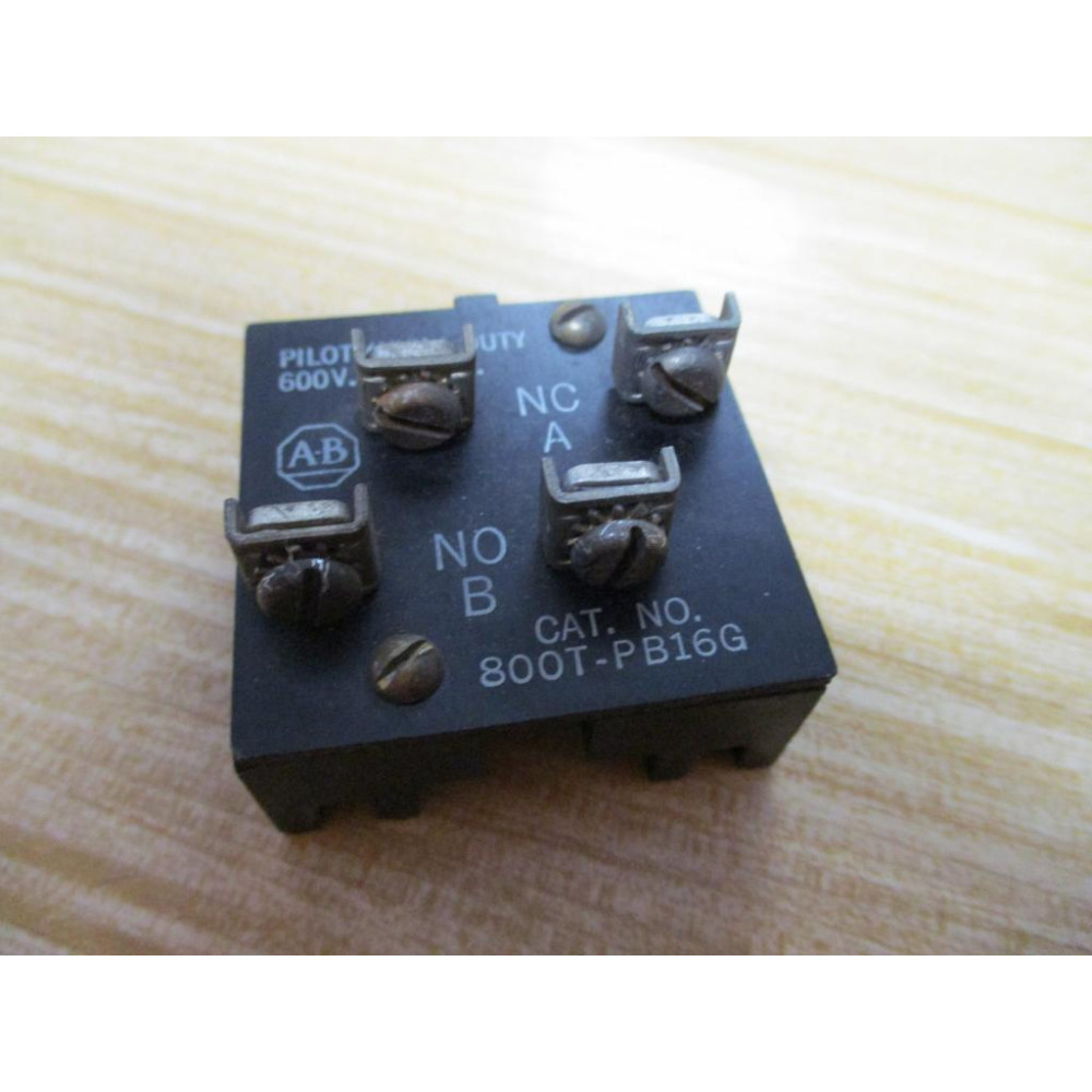 Allen Bradley 800T-PB16G Green Push Button Contact (Pack of 2) - Used