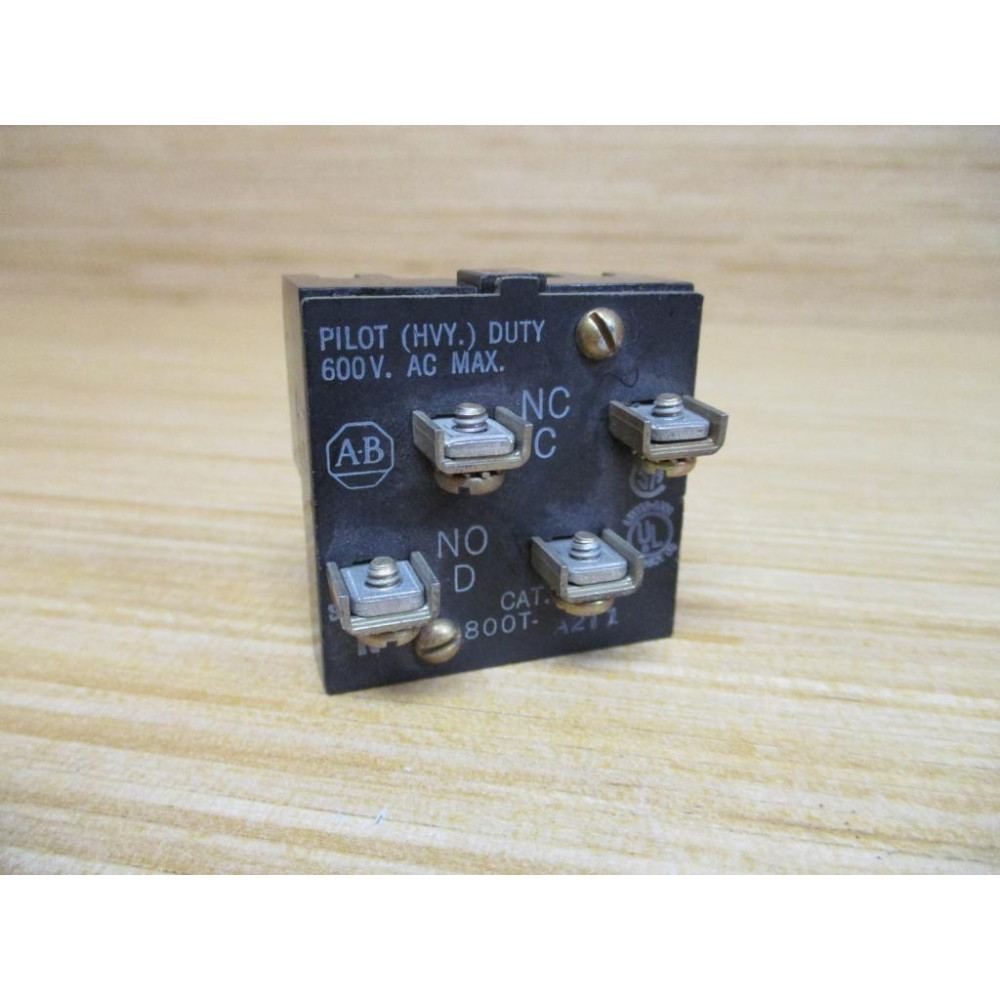 Allen Bradley 800T-A2T1 Push Button 800TA2T1 Contact Only - Used