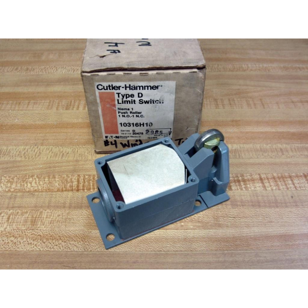 Cutler Hammer 10316H10D Limit Switch WRoller Arm