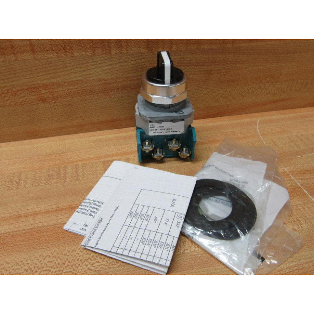 Allen Bradley 800T-J2KA1BR 2-Pos Selector Switch W800T-XAR - New No Box
