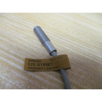 Omron E2E-X1R5E1 Proximity Switch - Used