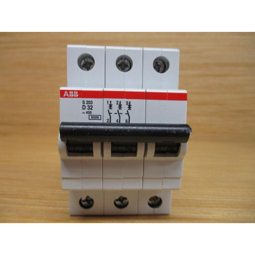ABB S203-D32 32A Circuit Breaker S203D32 - Used