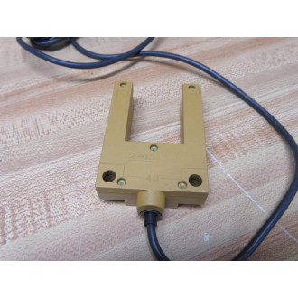 Omron E3S-GS3B4 Photoelectric Switch E3SGS3B4 12-24VDC - New No Box