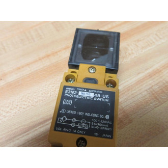 Omron E3N2-R5Y44B-US Photoelectric Switch E3N2R5Y44BUS - New No Box