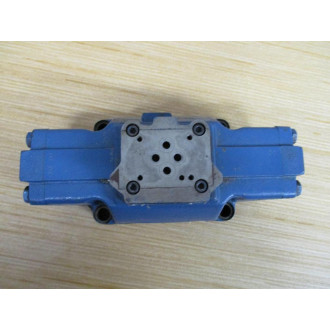 Vickers DGAM-3-01-10 Adapter Plate DGAM30110 W Valve - Used