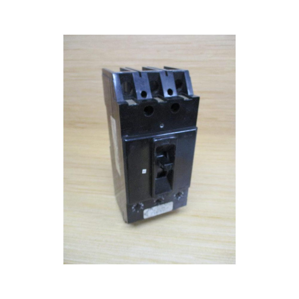 FPE NFJ631200 200 Amp Circuit Breaker Chipped Corner - Used