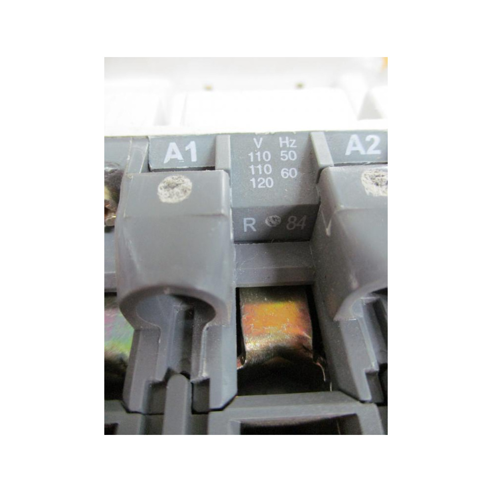 ABB A75-30 Non-Reversing Contactor A75-30-84 Damaged External Mount - Used