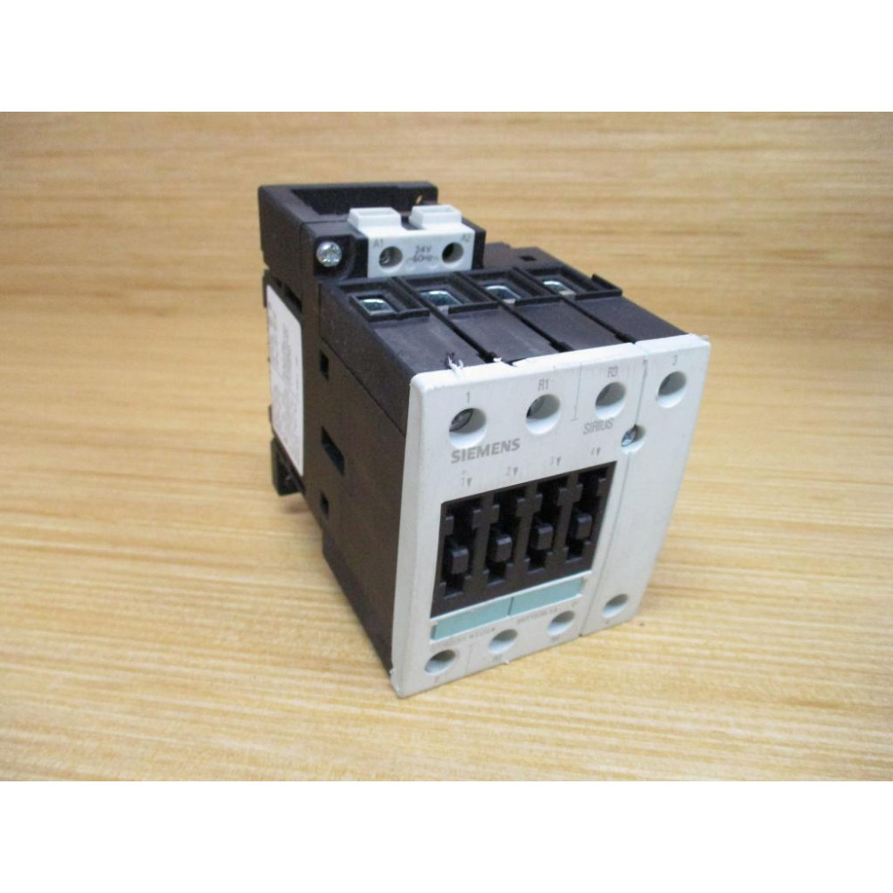 Siemens 3RT1535-1AB00 Contactor 3RT15351AB00 - Used