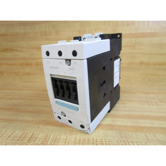 Siemens 3RT1045-1AK60 Contactor 3RT10451AK60 Cracked Housing - Used