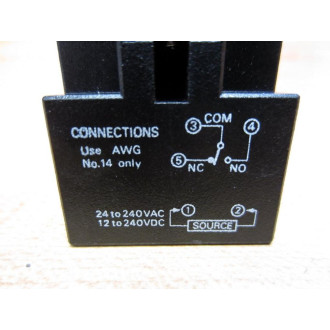 Omron E3B2-D2M4-US-N Photoelectric Switch E3B2D2M4USN - New No Box