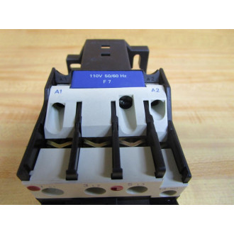 Telemecanique LC1-D32 10 Schneider Electric Contactor LC1-D32 10-F7 - New No Box