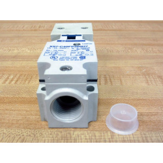 Telemecanique XS7-C40FP260H7 Proximity Switch XS7C40FP260H7 - New No Box