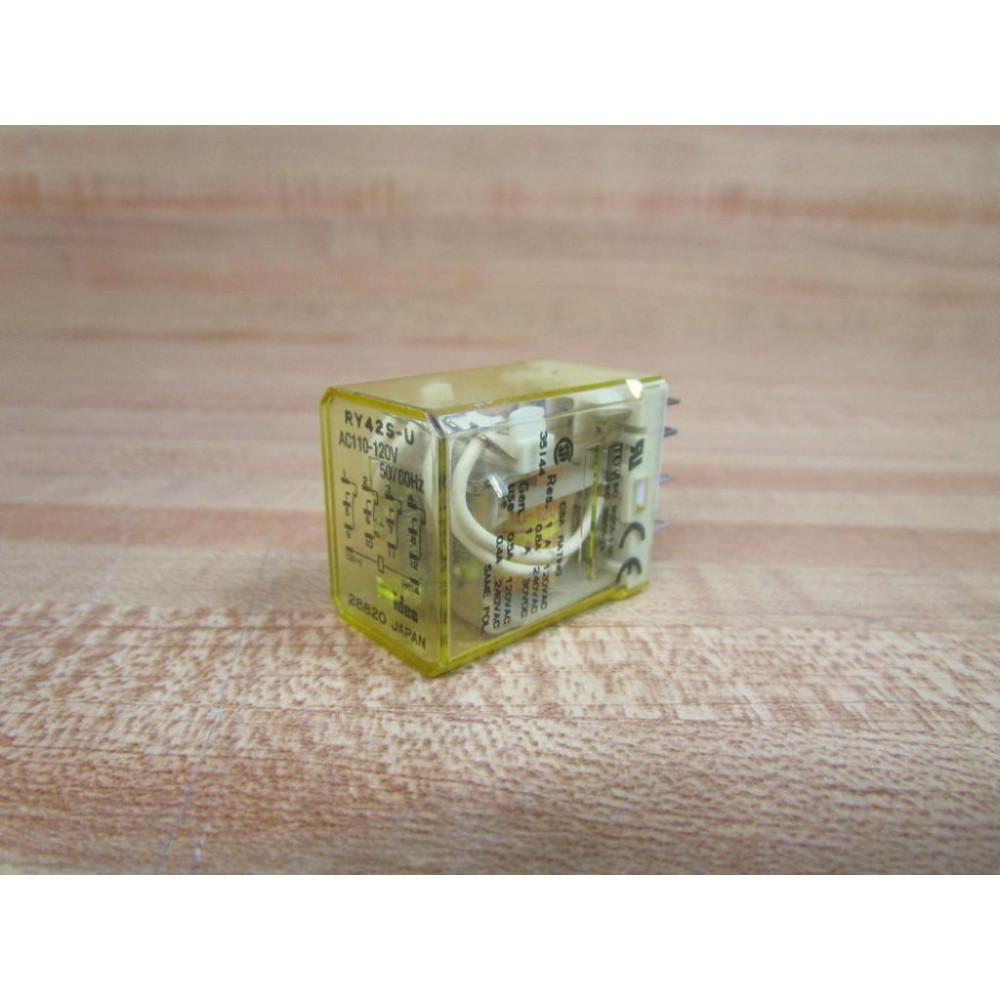 IDEC RY42S-U-AC110-120V Relay RY42SUAC110120V - New No Box