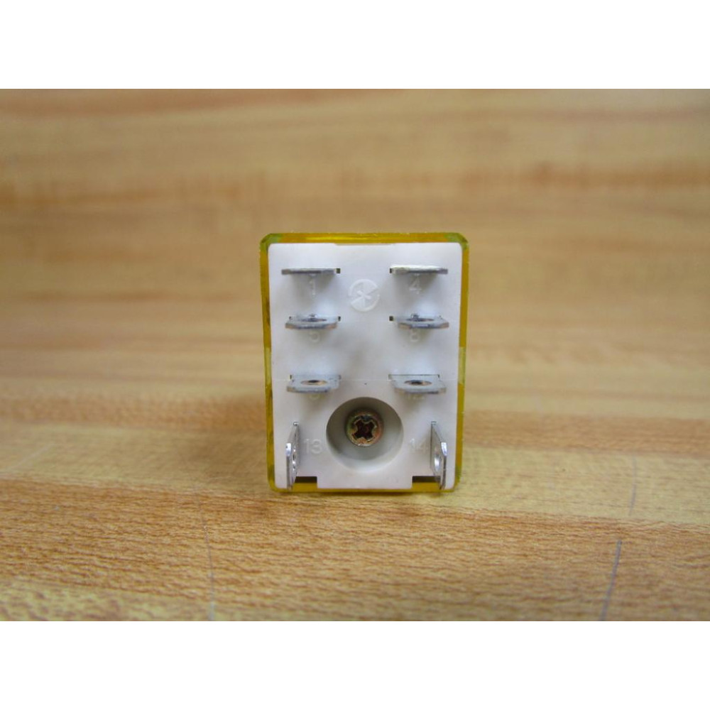 IDEC RH2B-U-DC24V Relay RH2B-U-24V DC 24VDC (Pack of 3) - New No Box