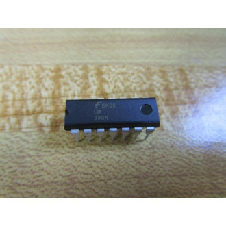 Fairchild LM 339N Comparator EK28 (Pack of 9) - New No Box