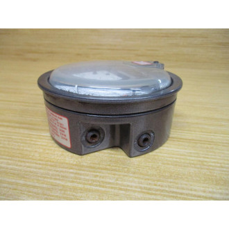 Dwyer 2010C Megnehelic Differential Pressure Gauge - Used