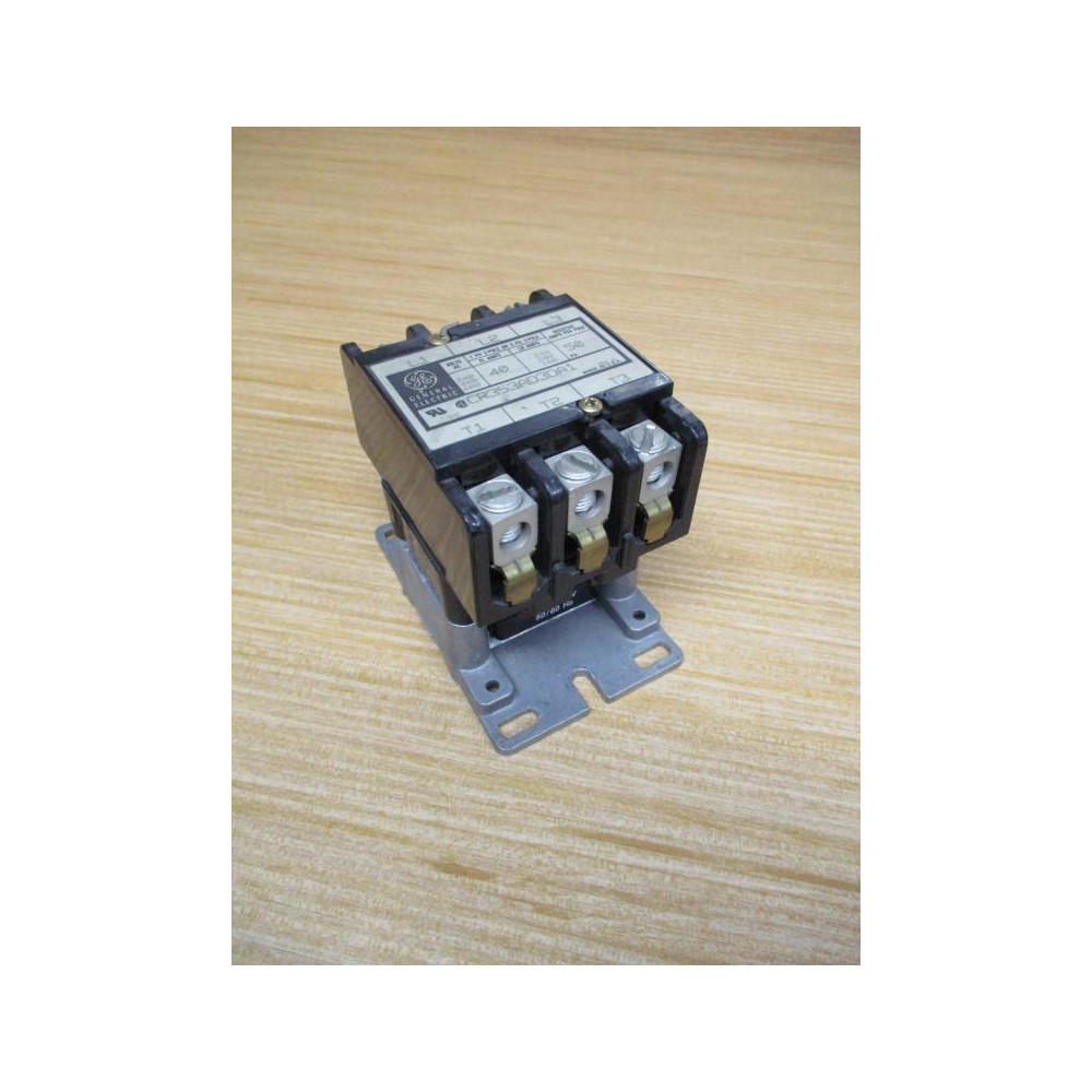 General Electric CR353AD3DA1 GE Contactor - Used
