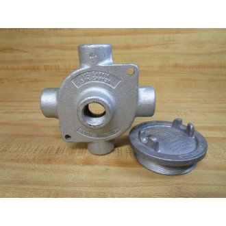 Crouse & Hinds EABY26 34" Conduit Outlet Box WCover - New No Box