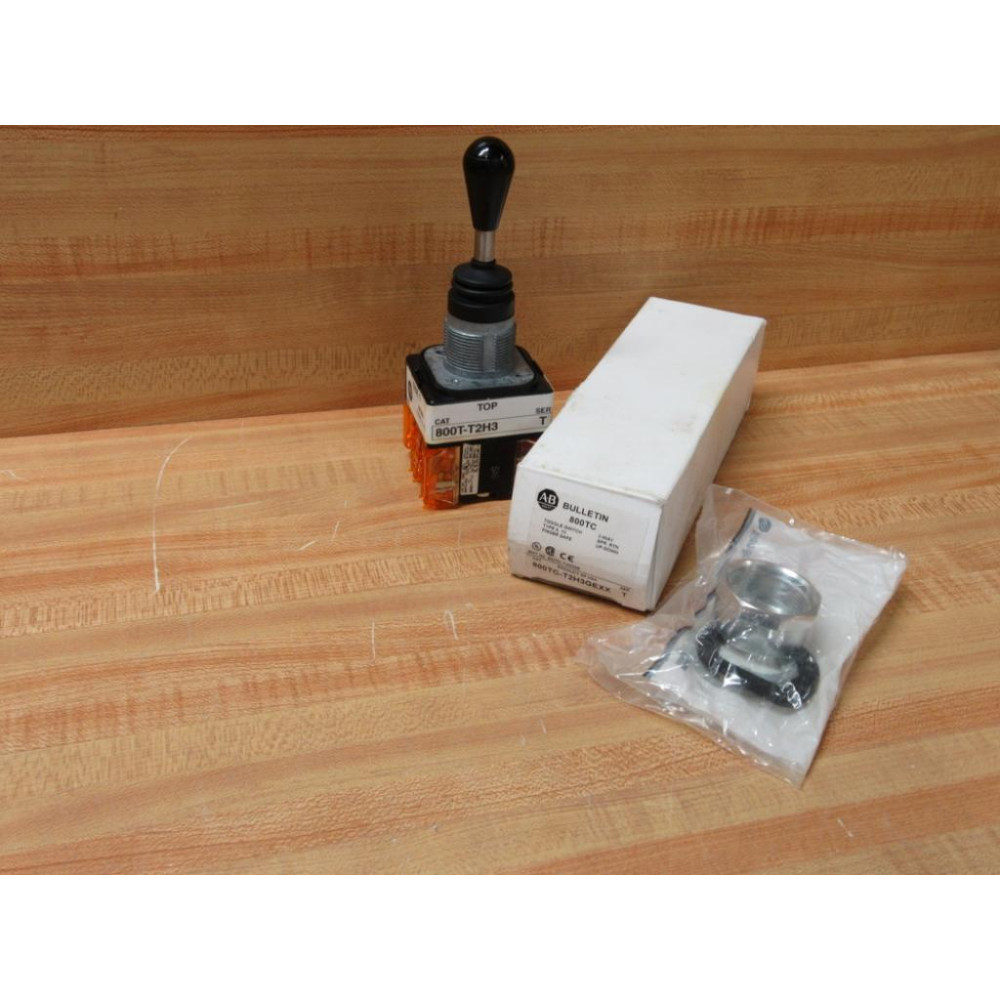 Allen Bradley 800TC-T2H3GEXX Toggle Switch 800TCT2H3GEXX W800TC-XD3  800TC-XD2