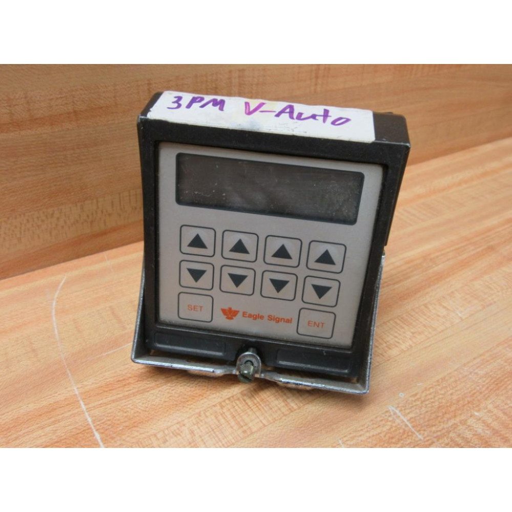 Eagle Signal CX302A6 LCD Display Timer WO Enclosure - Used