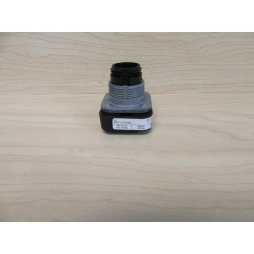 Allen Bradley 800T-QTH24W Illuminated Push Button Core Only - New No Box Allen Bradley 800T-QTH24W Illuminated Push Button Core Only - New No Box