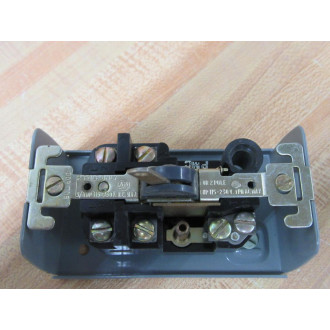 Allen Bradley 600-TAX149 Manual Starting Switch 600TAX149 - Used