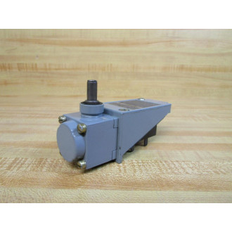 Allen Bradley 802T-HP1 Oiltight Limit Switch 802THP1 Switch WOut Base