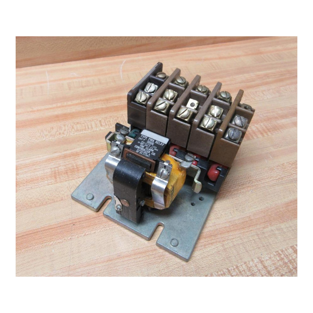 Joslyn Clark Controls 5UU6-76 Relay 7305 PMA 120V 60CYC - Used
