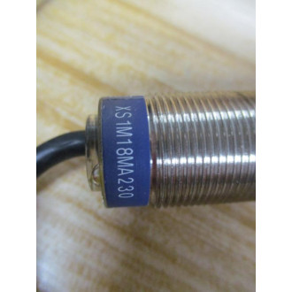 Telemecanique XS1M18MA230 Proximity Sensor - New No Box