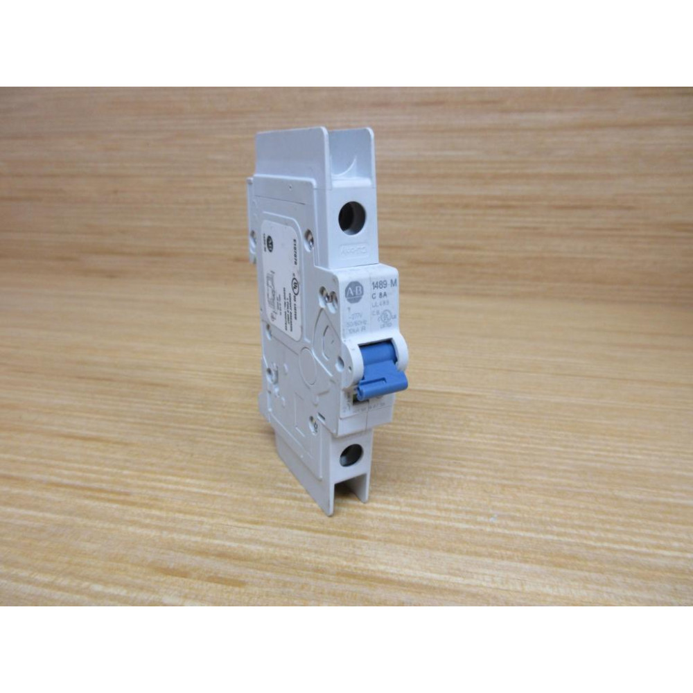 Allen Bradley 1489-M1C080 8 AMP Circuit Breaker 1489M1C080 - Used Allen Bradley 1489-M1C080 8 AMP Circuit Breaker 1489M1C080 - Used