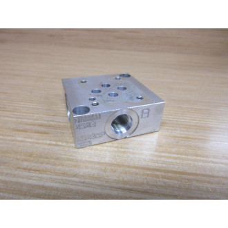 Daman AD03SP-S6S Valve Sub Plate AD03SPS6S - Used