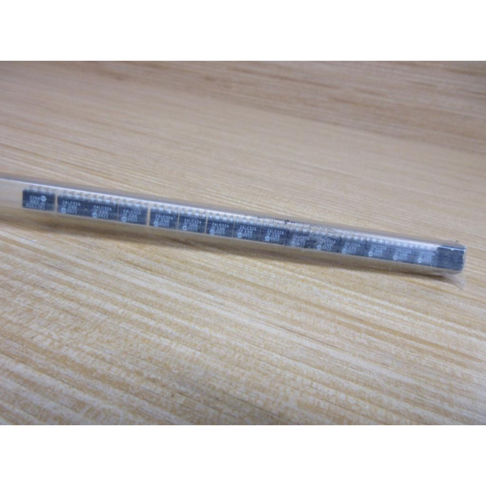 Microchip Technology 24LC32AP Integrated Circuit (Pack of 15) - New No Box