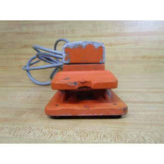 Dayton Electric 6GPE7 Heavy Duty Foot Switch WCord - Used