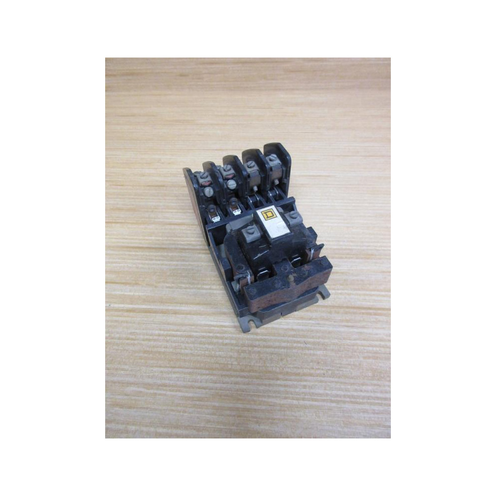 Square D 8903-LO-22 Lighting Contactor 8903LO22 - New No Box Square D 8903-LO-22 Lighting Contactor 8903LO22 - New No Box